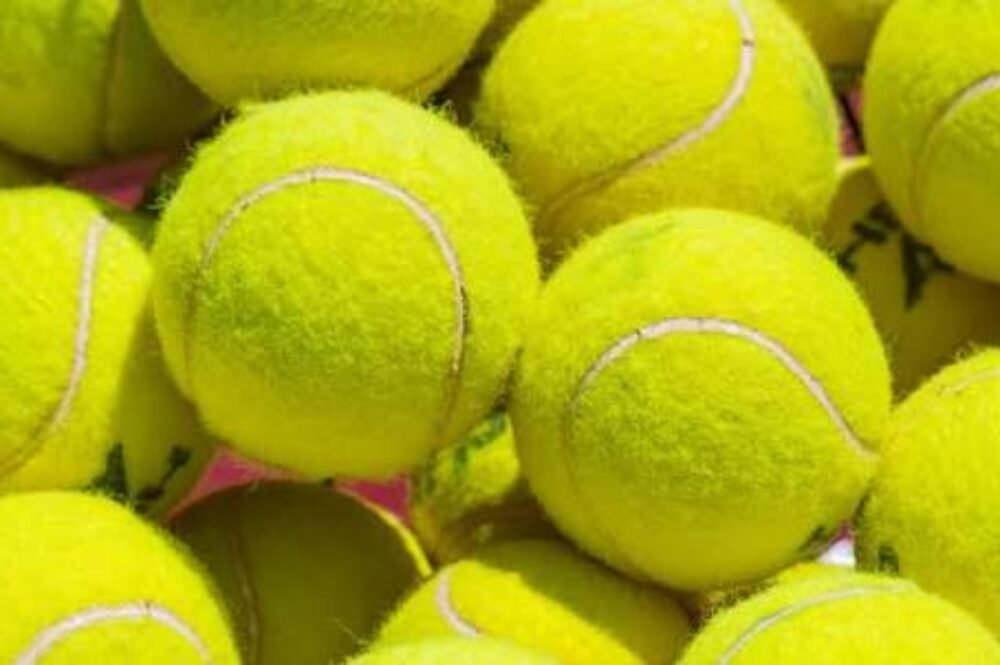 Girls Tennis